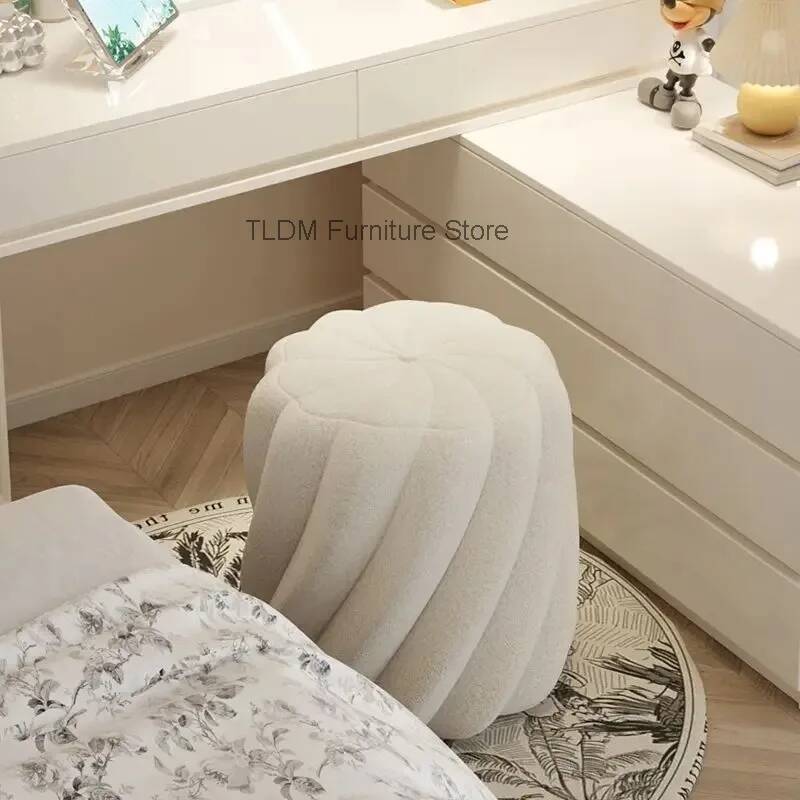 Kuzu Yünü Pileli Yuvarlak Tabu - Home Barcelona incelemesi ve fiyatı